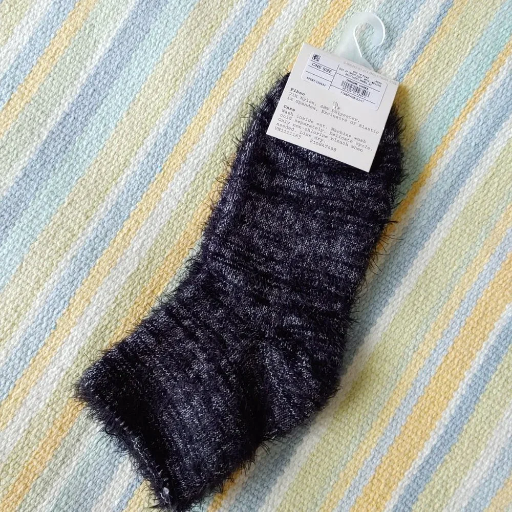 🌟 NEW / LIKE NEW Lot of 3 Cozy / Fuzzy Socks!
